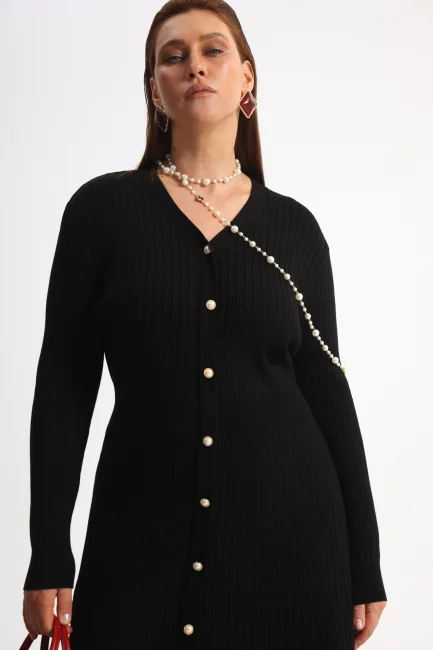 Платье лапша с акцентными пуговицами