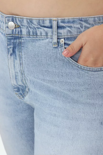 Джинсы strаight leg с высокой посадкой