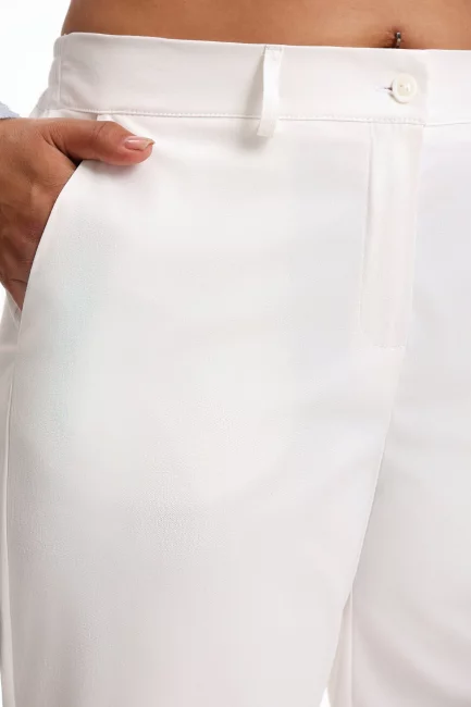 Брюки классические из белого хлопка