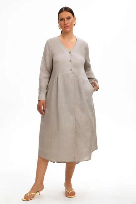 Платье изо льна с вырезом и отрезной юбкой