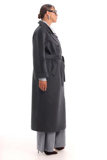 Двубортное пальто серого цвета на рост 164