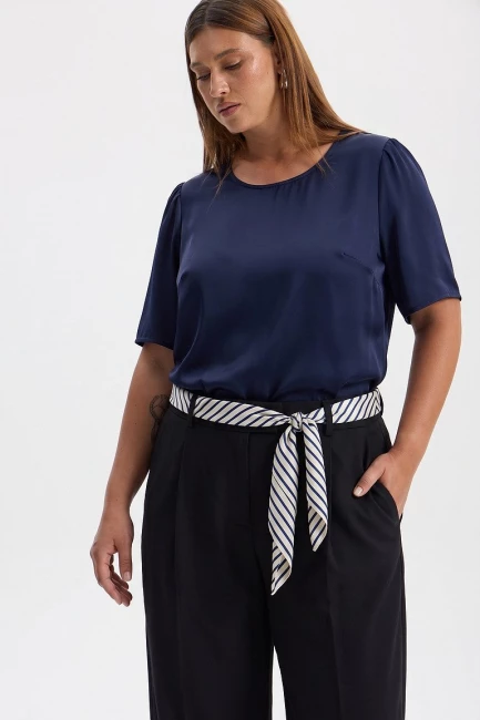 Блузка из шелковой поливискозы – фото – Plus Size 50–64 – Моно-Стиль