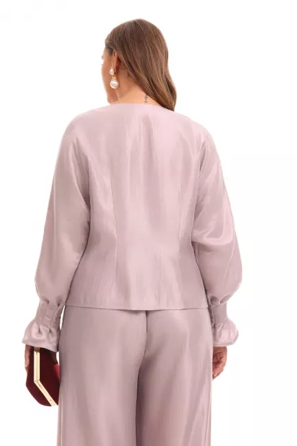 Приталенная блузка  из поливискозы с металлизированным блеском