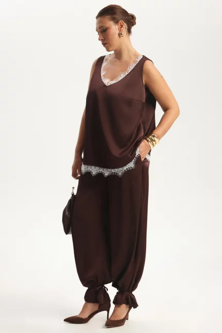 Брюки палаццо из поливискозы с завязками энкл тай