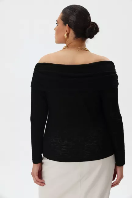 Лонгслив со спущенным плечом