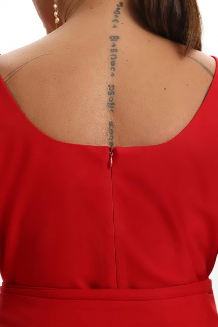 Комбинезон с запáхом на широких лямках – фото – Plus Size 50–64 – Моно-Стиль