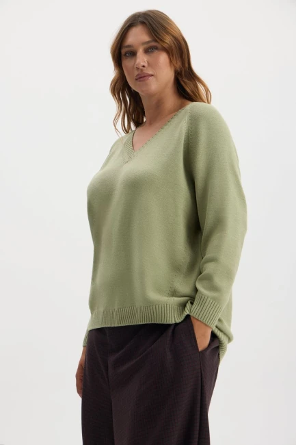 Пуловер из вязаной вискозы – фото – Plus Size 50–64 – Моно-Стиль