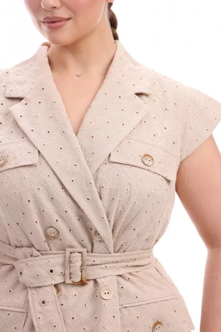 Двубортный жилет из шитья на подкладке