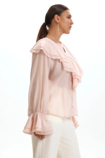 Блузка из тенселя в пиратском стиле