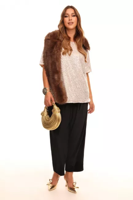 Молочная блузка тишот с пайетками и подкладкой