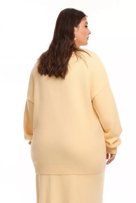 Вязаный костюм с юбкой макси