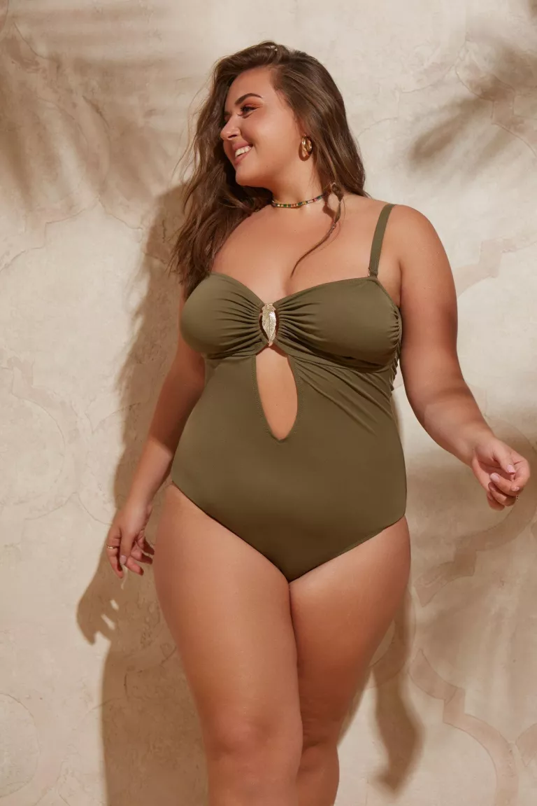 Слитный купальник с вырезом jets jetset и утягивающим эффектом в ассортименте купить в магазине женского белья и купальников премиум качества Слитный купальник с вырезом jets jetset и утягивающим эффектом в ассортименте большого размера