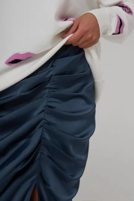 Юбка макси из шелка с боковой драпировкой купить 