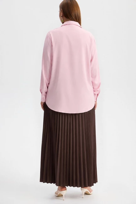Блузка из розового поливискозного шелка – фото – Plus Size 50–64 – Моно-Стиль