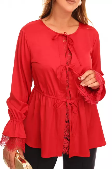 Красная блузка из поливискозы на завязках