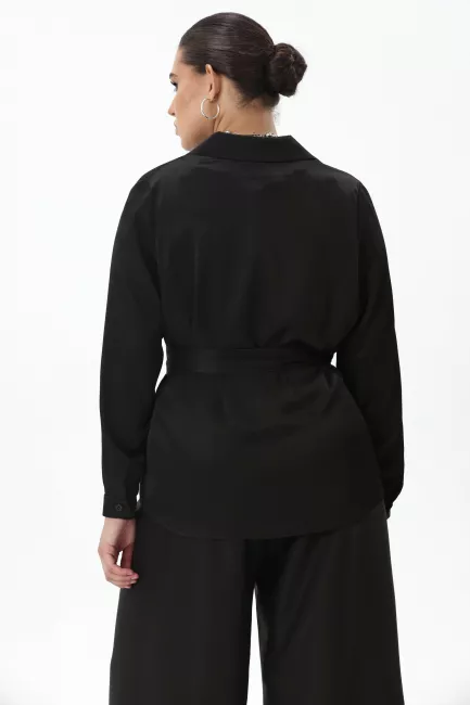 Рубашка с английским воротником и поясом