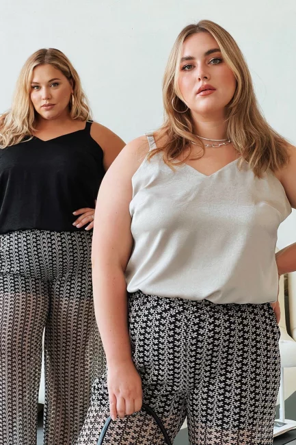 Топ Карла бежевый