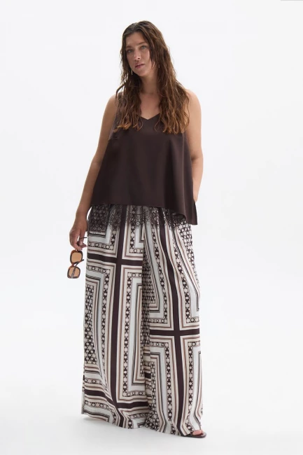 Топ с кружевом на тонких лямках – фото – Plus Size 50–64 – Моно-Стиль