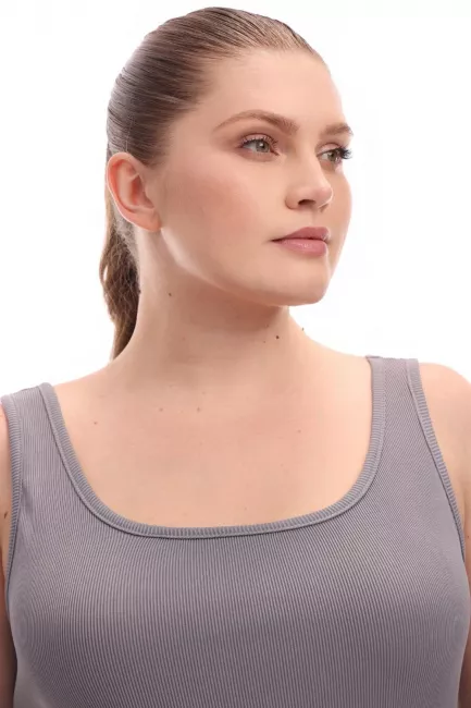 Топ в рубчик серого цвета