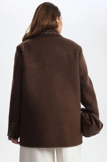 Полупальто жакет из шерсти с акцентными швами