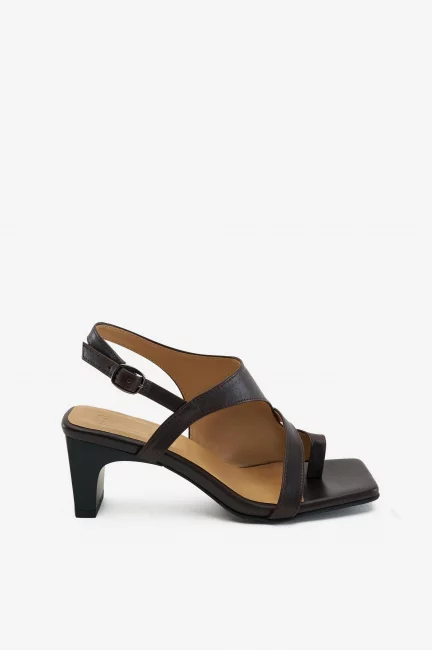 Босоножки вьетнамки на устойчивом каблуке