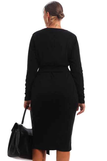 Платье лапша с треугольным вырезом – фото – Plus Size 50–64 – Моно-Стиль
