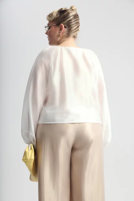 Блузка реглан с металлизированным блеском