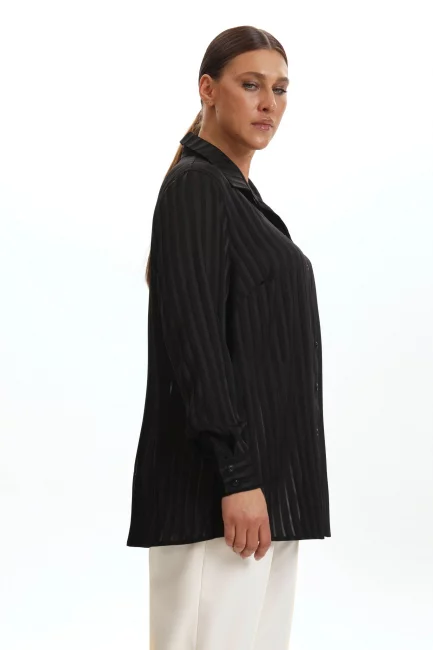 Блузка с акцентными полосками из поливискозы