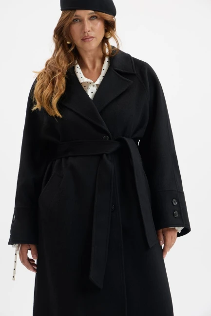 Однобортное пальто реглан с разрезом на рукаве – фото – Plus Size 50–64 – Моно-Стиль