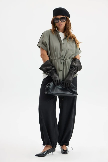 Блузка в стиле сафари цвета хаки – фото – Plus Size 50–64 – Моно-Стиль