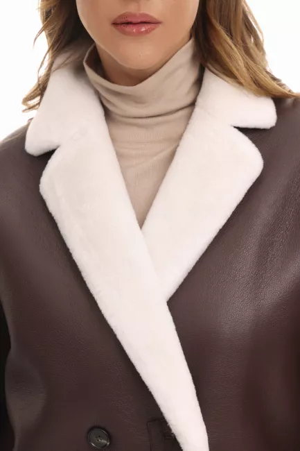 Двубортная дубленка из мериноса