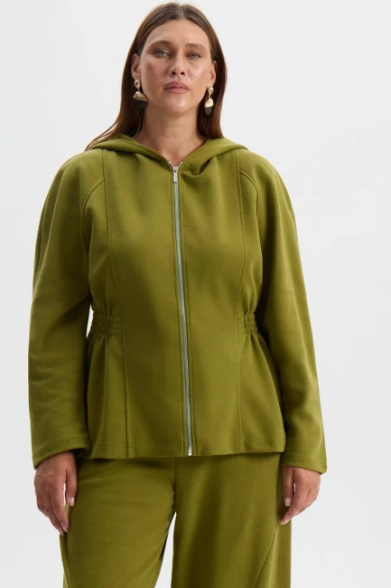Худи и брюки баллоны зеленого цвета – фото – Plus Size 50–64 – Моно-Стиль