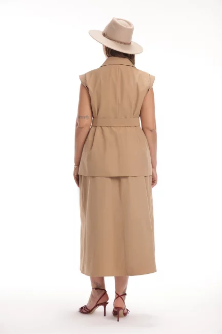 Жилет двубортный в стиле сафари