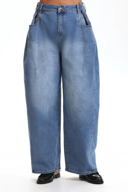 Джинсы баллоны с кнопками