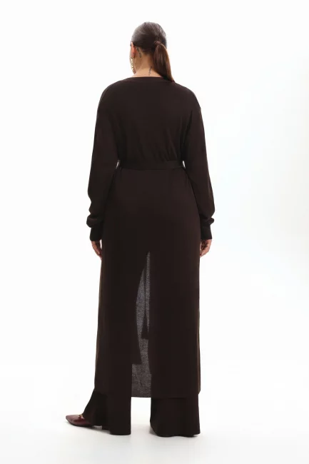 Вязаный кардиган темно-коричневого цвета