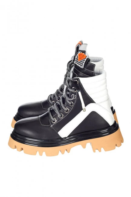 Ботинки из комбинированной кожи размера плюс