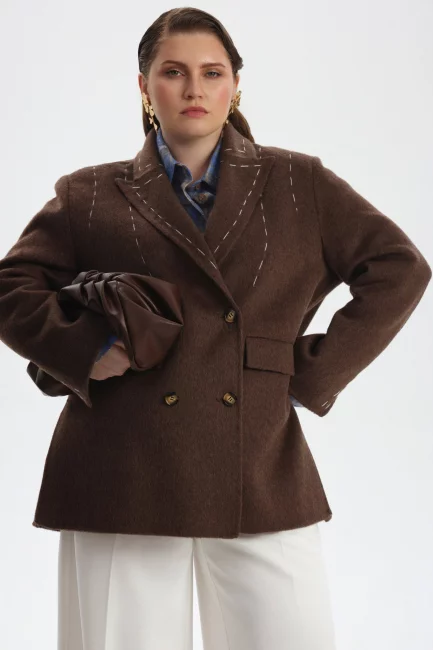 Полупальто жакет из шерсти с акцентными швами