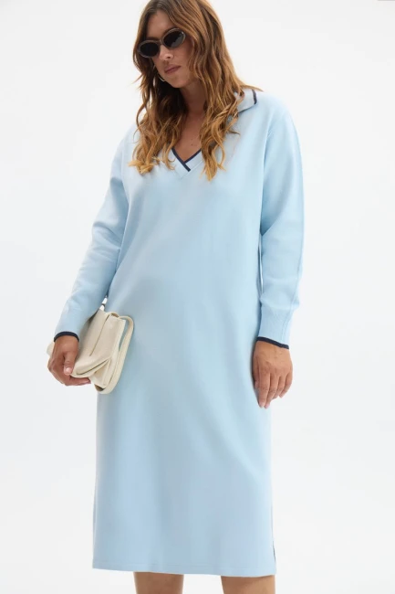 Платье с отложным воротником – фото – Plus Size 50–64 – Моно-Стиль