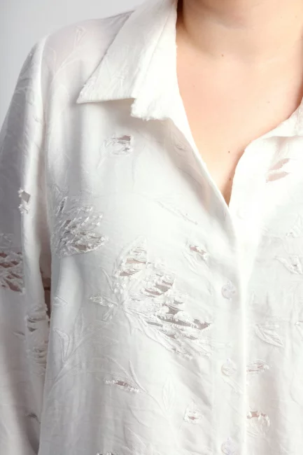 Блузка из поливискозы с органзой