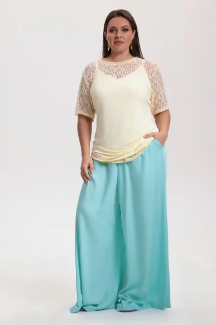 Комплект футболка из кружева и топ – фото – Plus Size 50–64 – Моно-Стиль