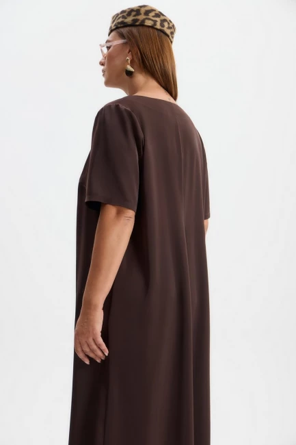 Платье с коротким рукавом в бельевом стиле – фото – Plus Size 50–64 – Моно-Стиль