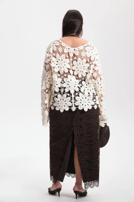 Кардиган кроше с вязкой цветы – фото – Plus Size 50–64 – Моно-Стиль