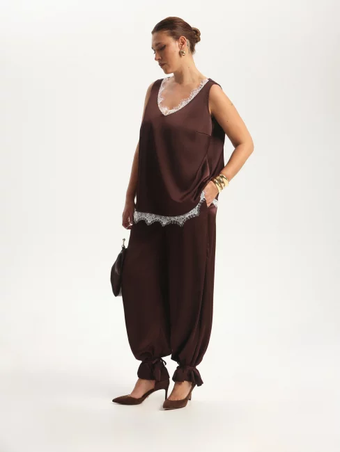 Топ из шелка с кружевом