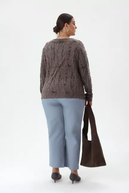 Лонгслив с элементами деконструкции