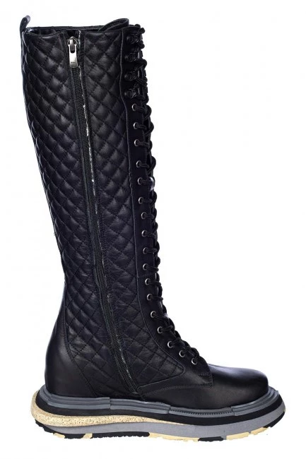 Сапоги стеганные на молнии и со шнурком