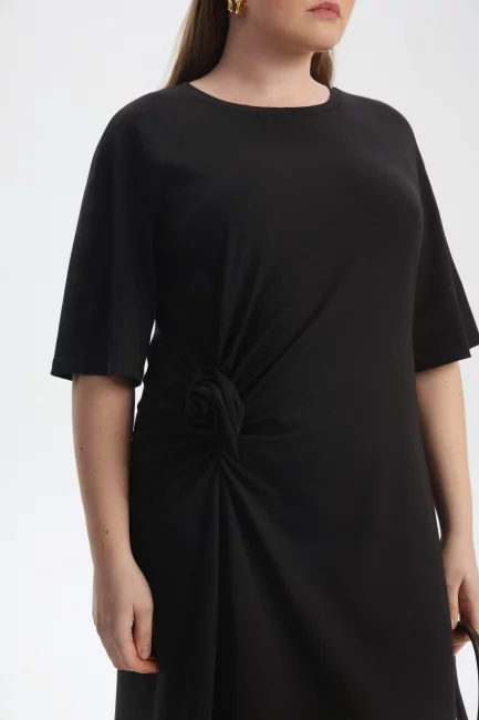 Платье футболка с декоративным узлом на рост 172