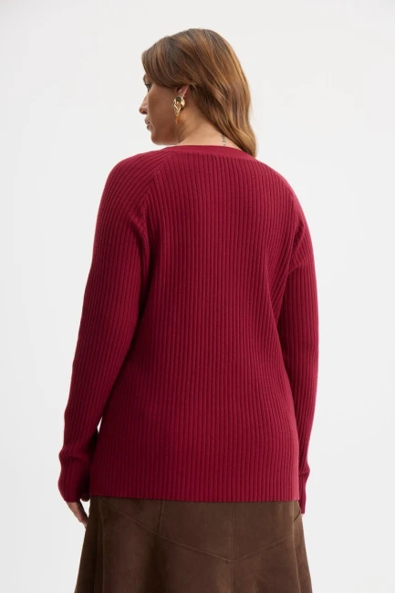 Джемпер лапша с воротником хенли – фото – Plus Size 50–64 – Моно-Стиль