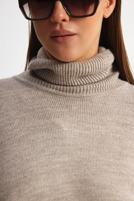 Пончо с воротником гольф