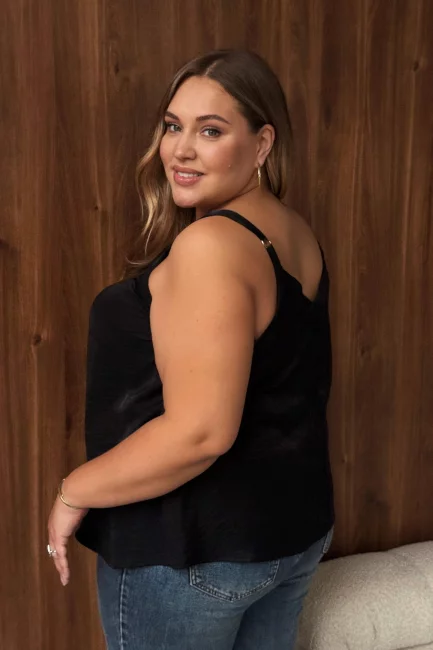 Топ Карла черный – фото – Plus Size 50–64 – Моно-Стиль