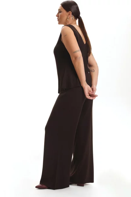 Брюки из вязаного трикотажа на резинке